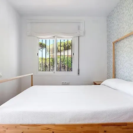 Escocia, Entre Pinares Y A Pie De Playa Holiday home
