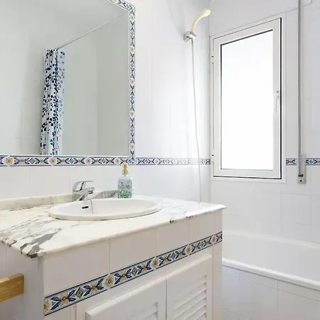 Escocia, Entre Pinares Y A Pie De Playa Holiday home