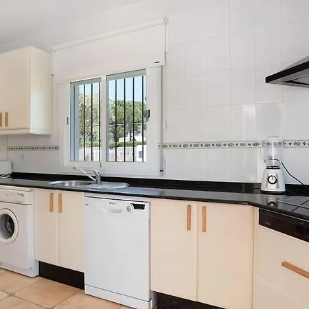 Escocia, Entre Pinares Y A Pie De Playa Holiday home *