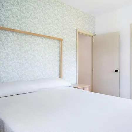 Escocia, Entre Pinares Y A Pie De Playa Holiday home